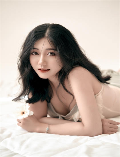 无删减版：《情事：年轻的后妈》情感线系统解析：爱情、友情、亲情探讨